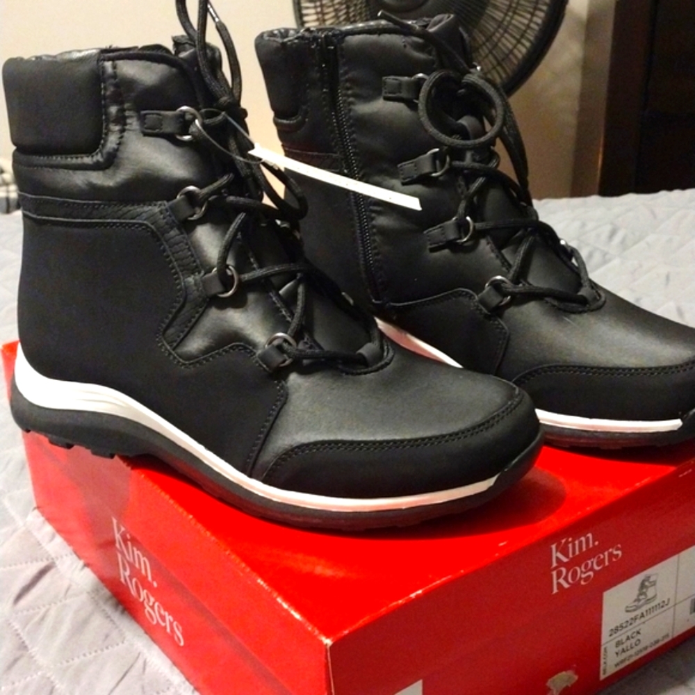 New With Box Kim Roger's Winter Booties